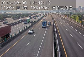 國1高架(堤頂交流道到下塔悠交流道)