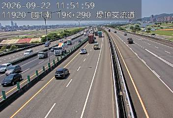 國1高架(堤頂交流道到下塔悠交流道)
